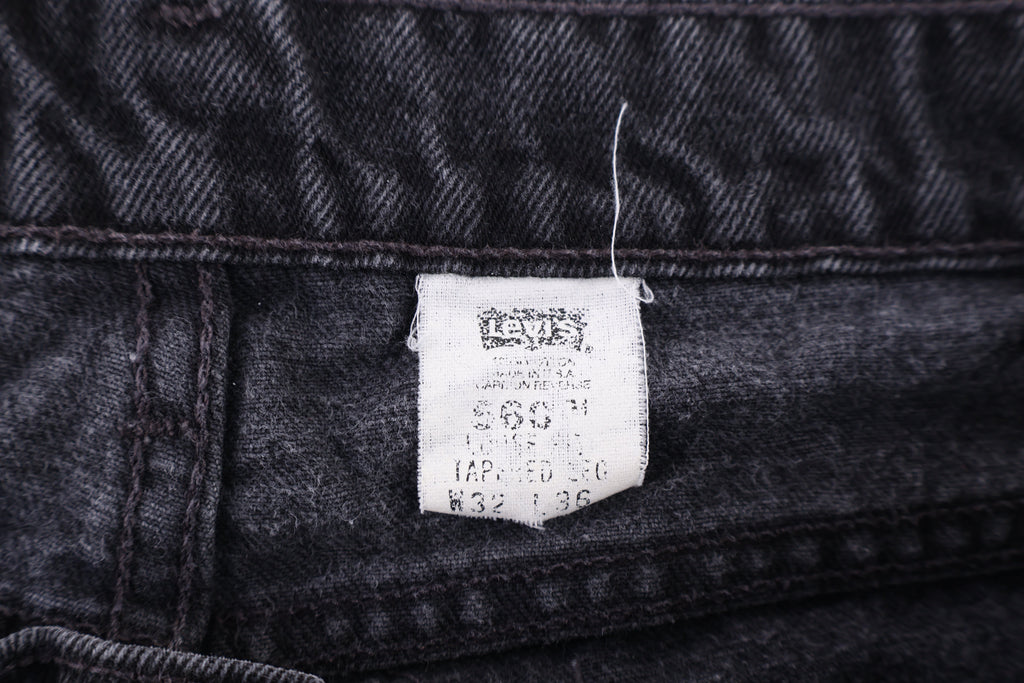 90's 560 Levi's Black Denim Jeans product image 4