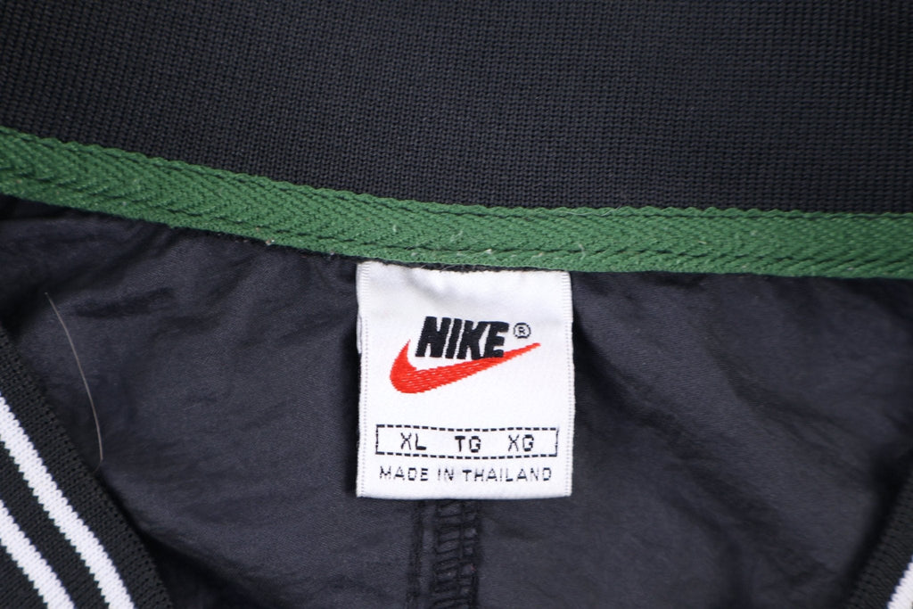 90's Nike Embroidered Logo Black Pullover Windbreaker product image 3